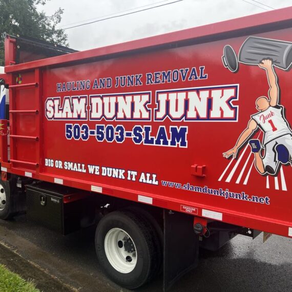 Slam Dunk Junk Truck in Clackamus Oregon
